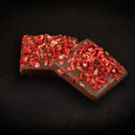 Dubai Strawberry Crunchy Gourmet Bar