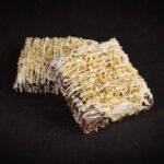 PISTACHIO WHITE CHOCO GOURMET BAR